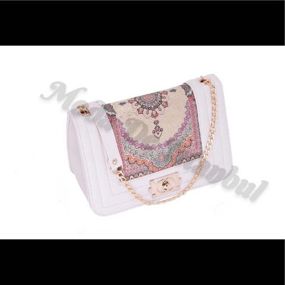 Handbags from Turkey - Picture 1 of 8